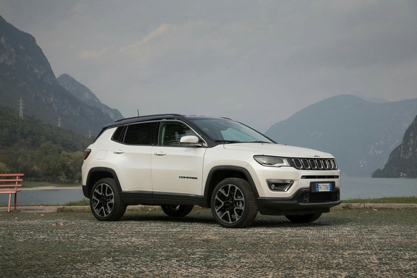 Jeep, но не «джип». Тест нового кроссовера Compass. Второе поколение «Компаса» — это чуть больше, чем кроссовер, но меньше, чем Jeep.Загадка: что общего между Jeep и Lamborghini Правильный