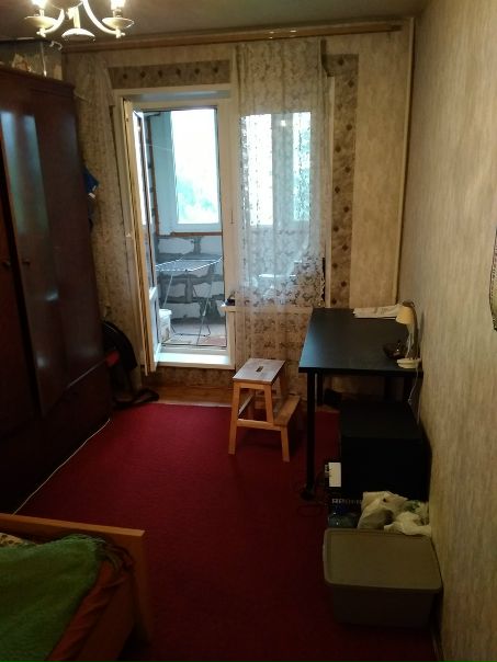 Отличный вариант для парня, но рассмотрим и девушку. Соседи - семейная пара 27 лет и молодой человек.<br>Сдаётся изолированная комната в трёшке. От м Домодедовская 7 мин пешком дворами. От м Орехово 10 мин пешком. Адрес Шипиловский проезд 59к3. В комнате двуспальная кровать и шкаф. Комната имеет выход на балкон. В квартире есть стиралка, микроволновка и всё необходимое для нормальной жизни. Доп фото могу выслать в личку при заинтересованности. Ищем адекватного человека с постоянной работой который понимает что такое личное пространство и не стремится его нарушить. Цена 15000+1500 (ку и интернет). Залог 15 000 возвращается когда будете съезжать.<br> Белых - фото Фото: Отличный вариант для парня, но рассмотрим и девушку. Соседи - семейная пара 27 лет и молодой человек.<br>Сдаётся изолированная комната в трёшке. От м Домодедовская 7 мин пешком дворами. От м Орехово 10 мин пешком. Адрес Шипиловский проезд 59к3. В комнате двуспальная кровать и шкаф. Комната имеет выход на балкон. В квартире есть стиралка, микроволновка и всё необходимое для нормальной жизни. Доп фото могу выслать в личку при заинтересованности. Ищем адекватного человека с постоянной работой который понимает что такое личное пространство и не стремится его нарушить. Цена 15000+1500 (ку и интернет). Залог 15 000 возвращается когда будете съезжать.<br> Белых