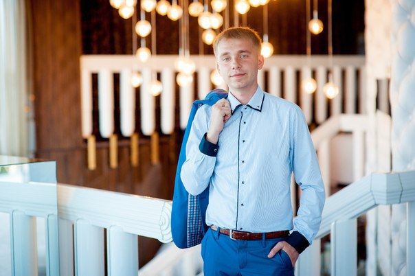 Привет всем. Меня зовут Игорь, я адекватный и плате же способный парень 28 лет. <br>Ищу просторную комнату в 2-х комнатной квартире в шаговой доступности от метро. Желательно в районах отмеченных на карте, особенно жёлтая ветка, но рассмотрю и другие варианты. <br>Я ищу на долгосрочный период. В приоритете пешая доступность до метро. Не бабушкин вариант. <br>Работаю 5/2 до поздна. В соседях хочу видеть парня / девушку примерно такого же возраста. <br>Порядок и чистоту гарантирую. Детей и животных нет. <br>Вопросы и предложения в личку или по тел./watsapp +79772941911. Бюджет до 20.000 р. <br>Риэлторам просьба не безпокоисть. <br> Дементьев - фото Фото: Привет всем. Меня зовут Игорь, я адекватный и плате же способный парень 28 лет. <br>Ищу просторную комнату в 2-х комнатной квартире в шаговой доступности от метро. Желательно в районах отмеченных на карте, особенно жёлтая ветка, но рассмотрю и другие варианты. <br>Я ищу на долгосрочный период. В приоритете пешая доступность до метро. Не бабушкин вариант. <br>Работаю 5/2 до поздна. В соседях хочу видеть парня / девушку примерно такого же возраста. <br>Порядок и чистоту гарантирую. Детей и животных нет. <br>Вопросы и предложения в личку или по тел./watsapp +79772941911. Бюджет до 20.000 р. <br>Риэлторам просьба не безпокоисть. <br> Дементьев