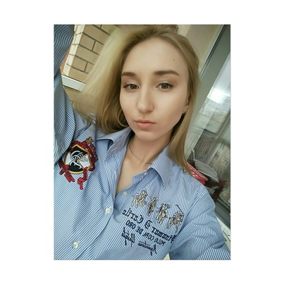 Лера Емшанова