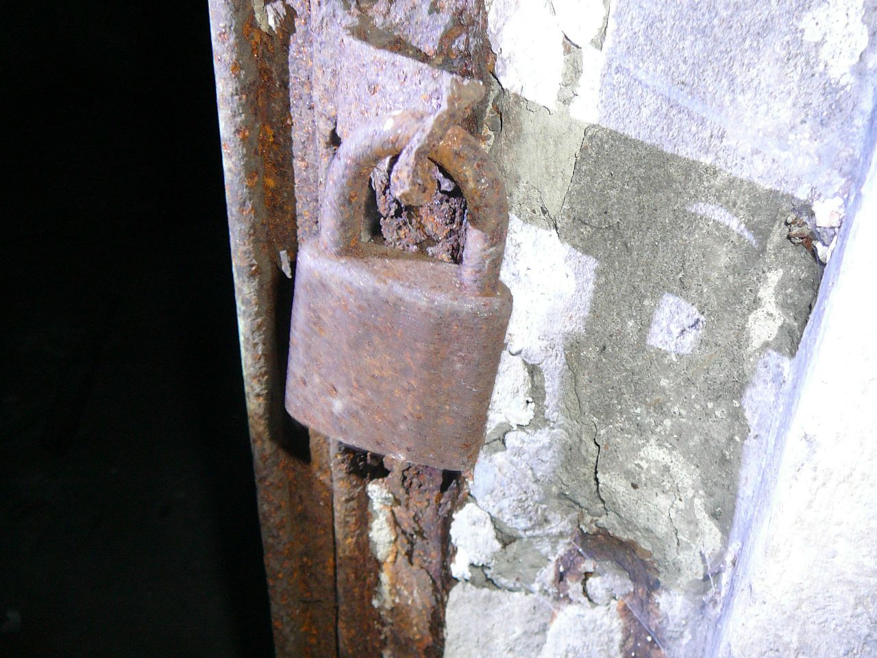 https://pp.userapi.com/c830309/v830309896/67af9/2HKnMNxeprg.jpg