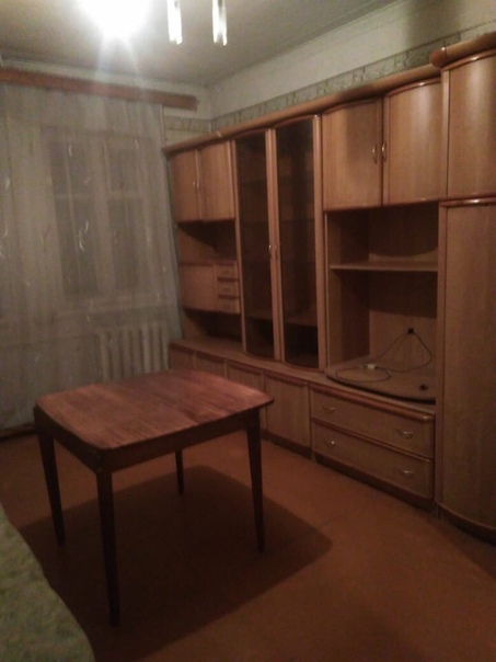 Сдаётся 2х комнатная квартира <br>м. Южная или <br>м. Царицыно<br>27000 + коммуналка + депозит 1 месяц (можно разбить!) + агентское вознаграждение 100% на длительный срок. <br>Комнаты изолированные, 1-й этаж в 2-х этажном кирпичном доме. <br>Дом находится в зеленом районе, Рядом есть магазины, Поликлиника, Детские сады, школа.<br><br>Косметический ремонт, состояние хорошее, вся необходимая мебель и бытовая техника есть: телевизор, плита, стиральная машинка, холодильник. <br>Общая площадь 50 кв.м.<br>Кухня 14 кв.м.<br>Легко доезжать (20 минут) от метро «Южная» или «Царицыно» автобусом, маршруткой или электричкой с вокзала.<br>Можно с детьми.<br>Можно с животными.<br>Можно курить на кухне.<br>Депозит разбивается!<br>Коммунальные услуги в сумму аренды не входят!<br>Город Подольск, ул. Быковская.<br><br>Я Агент, юрист по приобретению недвижимости, психолог, 8-903-00-88-601 Ирина (Вотсап, Вайбер), звонки до 23:00.<br>Агентское Вознаграждение 100%.<br>Хозяйка работает только со мной!<br><br>Возможно договориться о Регистрации!<br><br>Показываю квартиру и знакомлю с хозяйкой!<br><br>Подписывается договор со мной и с хозяйкой. - фото Фото: Сдаётся 2х комнатная квартира <br>м. Южная или <br>м. Царицыно<br>27000 + коммуналка + депозит 1 месяц (можно разбить!) + агентское вознаграждение 100% на длительный срок. <br>Комнаты изолированные, 1-й этаж в 2-х этажном кирпичном доме. <br>Дом находится в зеленом районе, Рядом есть магазины, Поликлиника, Детские сады, школа.<br><br>Косметический ремонт, состояние хорошее, вся необходимая мебель и бытовая техника есть: телевизор, плита, стиральная машинка, холодильник. <br>Общая площадь 50 кв.м.<br>Кухня 14 кв.м.<br>Легко доезжать (20 минут) от метро «Южная» или «Царицыно» автобусом, маршруткой или электричкой с вокзала.<br>Можно с детьми.<br>Можно с животными.<br>Можно курить на кухне.<br>Депозит разбивается!<br>Коммунальные услуги в сумму аренды не входят!<br>Город Подольск, ул. Быковская.<br><br>Я Агент, юрист по приобретению недвижимости, психолог, 8-903-00-88-601 Ирина (Вотсап, Вайбер), звонки до 23:00.<br>Агентское Вознаграждение 100%.<br>Хозяйка работает только со мной!<br><br>Возможно договориться о Регистрации!<br><br>Показываю квартиру и знакомлю с хозяйкой!<br><br>Подписывается договор со мной и с хозяйкой.