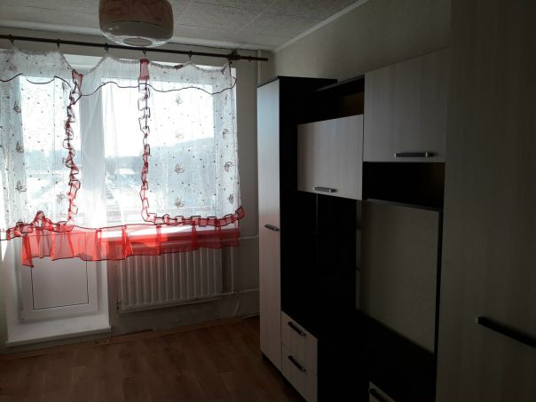 г. Санкт-Петербург<br>Брестский бульвар 15<br>Сдается комната 14 кв.м., после косметического ремонта, стеклопакет. Балкон. Есть стиралка, холодильник, телевизор, новая стенка, будет куплен диван. Для 1 человека.<br>10 000 + к.у, залог можно вносить частями. Комиссия 5 т.руб. - фото Фото: г. Санкт-Петербург<br>Брестский бульвар 15<br>Сдается комната 14 кв.м., после косметического ремонта, стеклопакет. Балкон. Есть стиралка, холодильник, телевизор, новая стенка, будет куплен диван. Для 1 человека.<br>10 000 + к.у, залог можно вносить частями. Комиссия 5 т.руб.