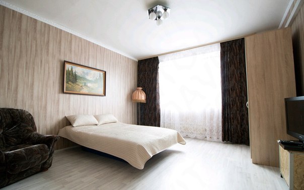 1-к квартира, 35 м, 8/9 эт. <br>Москва, Каширское шоссе, 128к2 <br>Метро Домодедовская (900 м) <br>Сдаётся уютная квартира рядом с метро(9 минут пешком), с хорошим ремонтом за 16 т.р. + свет и вода по счетчикам. Безлимитный, беспроводной интернет, посуда, постельные принадлежности есть. Квартира укомплектована всем необходимым для комфортного отдыха. В комнате двуспальная кровать, раскладной просторный диван, ЖК телевизор. На кухне гарнитур со встроенной варочной панелью, холодильник, микроволновая печь, электрический чайник, телевизор. Встроенная ванна, стиральная машина. Курить разрешается на балконе. Квартира сдается порядочным людям! <br>Звоните по тел. 89678598048 - фото Фото: 1-к квартира, 35 м, 8/9 эт. <br>Москва, Каширское шоссе, 128к2 <br>Метро Домодедовская (900 м) <br>Сдаётся уютная квартира рядом с метро(9 минут пешком), с хорошим ремонтом за 16 т.р. + свет и вода по счетчикам. Безлимитный, беспроводной интернет, посуда, постельные принадлежности есть. Квартира укомплектована всем необходимым для комфортного отдыха. В комнате двуспальная кровать, раскладной просторный диван, ЖК телевизор. На кухне гарнитур со встроенной варочной панелью, холодильник, микроволновая печь, электрический чайник, телевизор. Встроенная ванна, стиральная машина. Курить разрешается на балконе. Квартира сдается порядочным людям! <br>Звоните по тел. 89678598048