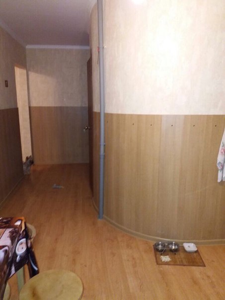 Фото: Собственник<br>Адрес: Туапсинский р-н, пгт. Новомихайловский <br>Микрорайон: 2<br>Кол-во комнат: 1<br>Площадь: 38кв.м<br>Цена: 1550000<br>Телефон: 8-918-455-75-35<br>Описание: Продаю однокомнатную квартиру, общая площадь 38 кв, кухня 10 кв, комната 18 кв., застекленный балкон. В квартире имеется кондиционер, сделан косметический ремонт. Экологически-чистое, Тихое место) 800м до моря, недалеко от дома речка, очень красивая природа, свежий воздух. вся инфраструктура рядом! (Гипермаркет, магазины, школы, центр, набережная, больница, стадион, до вокзала 10 мин пешком) Остаётся мебель, техника (частично). Квартира светлая, уютная, во дворе есть небольшая детская площадка, чистый подъезд, хорошие соседи. Дому 5 лет. Есть возможность приобретения гаража снизу дома. Квартира находится в пгт Новомихайловский. Все вопросы по телефону, возможен обмен на Краснодар.