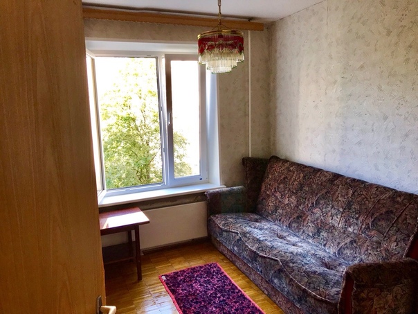 Фото: Сдаются 2 комнаты в 3-х комнатной квартире  10 и 14 кв.м + большой балкон.<br>Во всей квартире пластиковые окна, зимой тепло. Современная кухня. (Микроволновка,гриль,соковыжималка и т.д. От метро Новогиреево 10 мин спокойным шагом. Рассмотрим по одной девушке/женщине. Просмотр возможен с сегодняшнего дня. <br>Цена: 10 метров - 14500 + счетчики. <br>14 метров(+Балкон) - 16500+ счетчики.( счетчики, сколько нажжем, делим на всех)<br>Залог по 5000 с каждой комнаты. (Можно разбить на 2 месяца)