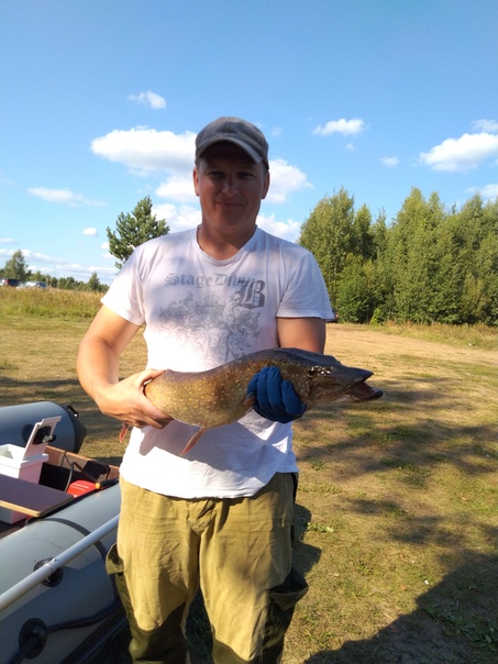 Рыбалка — Иваньковское водохранилище, Тверская область, 56.795, 36.766