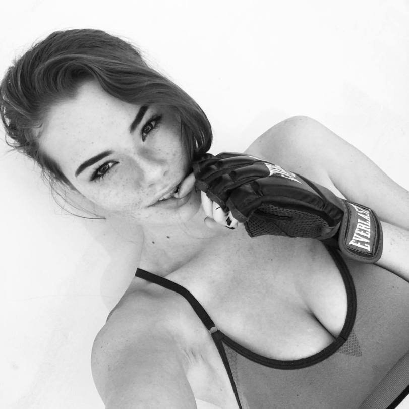 Big titted richelle dominates over her lover