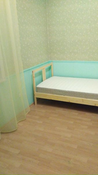 СПб сдаётся<br>комната в 4-ех комнатной кв-ре. 11 т р, к у включены. Для ОДНОГО русского человека, РФ или Белорусия и Украина, Малдавия, без животных. Комната 8 метров. <br>В комнате диван и шкаф, стол. В квартире стиралка, инет. 8 минут от метро проспект ВЕТЕРАНОВ . От собственника. 89046011813 - фото Фото: СПб сдаётся<br>комната в 4-ех комнатной кв-ре. 11 т р, к у включены. Для ОДНОГО русского человека, РФ или Белорусия и Украина, Малдавия, без животных. Комната 8 метров. <br>В комнате диван и шкаф, стол. В квартире стиралка, инет. 8 минут от метро проспект ВЕТЕРАНОВ . От собственника. 89046011813