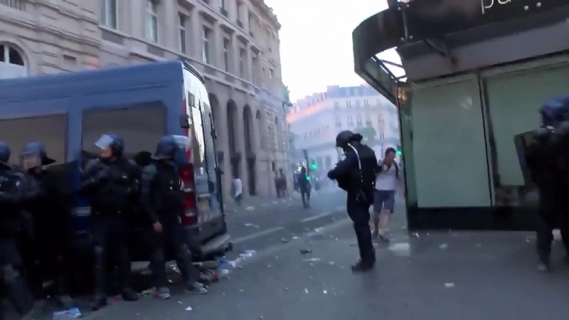 Беспорядки во Франции