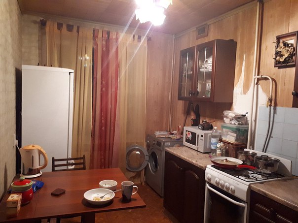 Сдам на длительный срок двухкомнатную квартиру в пятнадцати минутах ходьбы от метро Коньково. Улица Островитянова, д. 41, корп. 2. В квартире имеется вся необходимая для комфортного проживания мебель и техника. Во дворе несколько сетевых продуктовых магазинов, рядом с домом автобусная остановка, с которой можно доехать до метро Коньково, Беляево, Калужская, Теплый Стан, Ясенево, Юго-Западная. Напротив дома Битцевский лесопарк. Стоимость 39000 руб. в месяц + вода и свет по счетчикам. В качестве жильцов рассматриваем порядочную семью любой национальн ости, наличие животных не возбраняется.<br>Звоните 89060738805 или пишите в лс - фото Фото: Сдам на длительный срок двухкомнатную квартиру в пятнадцати минутах ходьбы от метро Коньково. Улица Островитянова, д. 41, корп. 2. В квартире имеется вся необходимая для комфортного проживания мебель и техника. Во дворе несколько сетевых продуктовых магазинов, рядом с домом автобусная остановка, с которой можно доехать до метро Коньково, Беляево, Калужская, Теплый Стан, Ясенево, Юго-Западная. Напротив дома Битцевский лесопарк. Стоимость 39000 руб. в месяц + вода и свет по счетчикам. В качестве жильцов рассматриваем порядочную семью любой национальн ости, наличие животных не возбраняется.<br>Звоните 89060738805 или пишите в лс