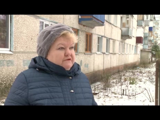 Электропровод создает неудобства жителям дома на улице Рахманинова
