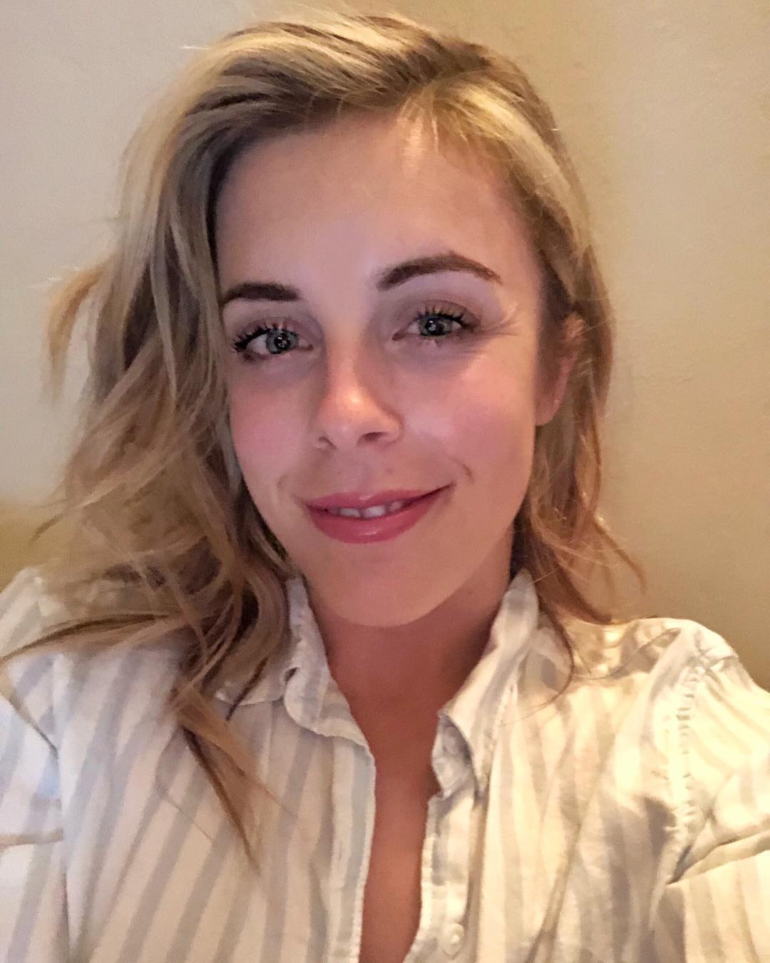 https://pp.userapi.com/c830509/v830509666/1337f3/_RzDobjMLUQ.jpg
