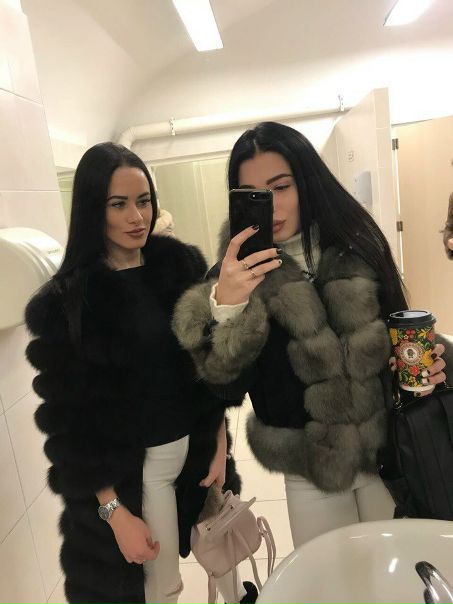Фото: Две девушки ищут квартиру до 25 т.р или комнату до 18 т.р. <br>Заезд до 1ого марта<br>Обе работающие <br>Московская прописка имеется<br>Без залогов и риэлторов.<br>Обращаться в личные сообщения <br>