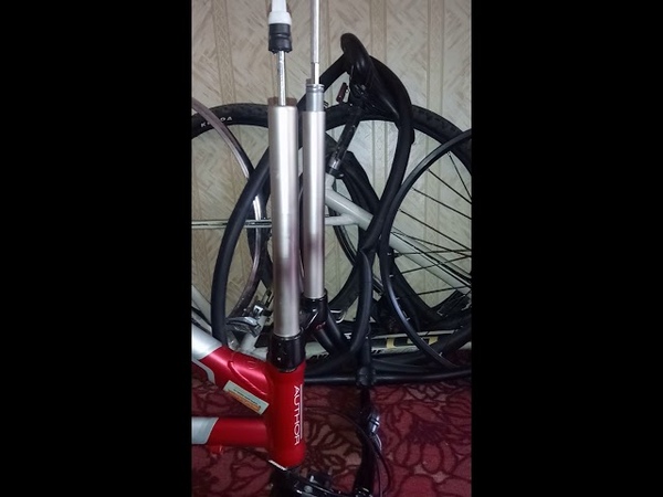 Гибридная вилка RST Vita TnL oil