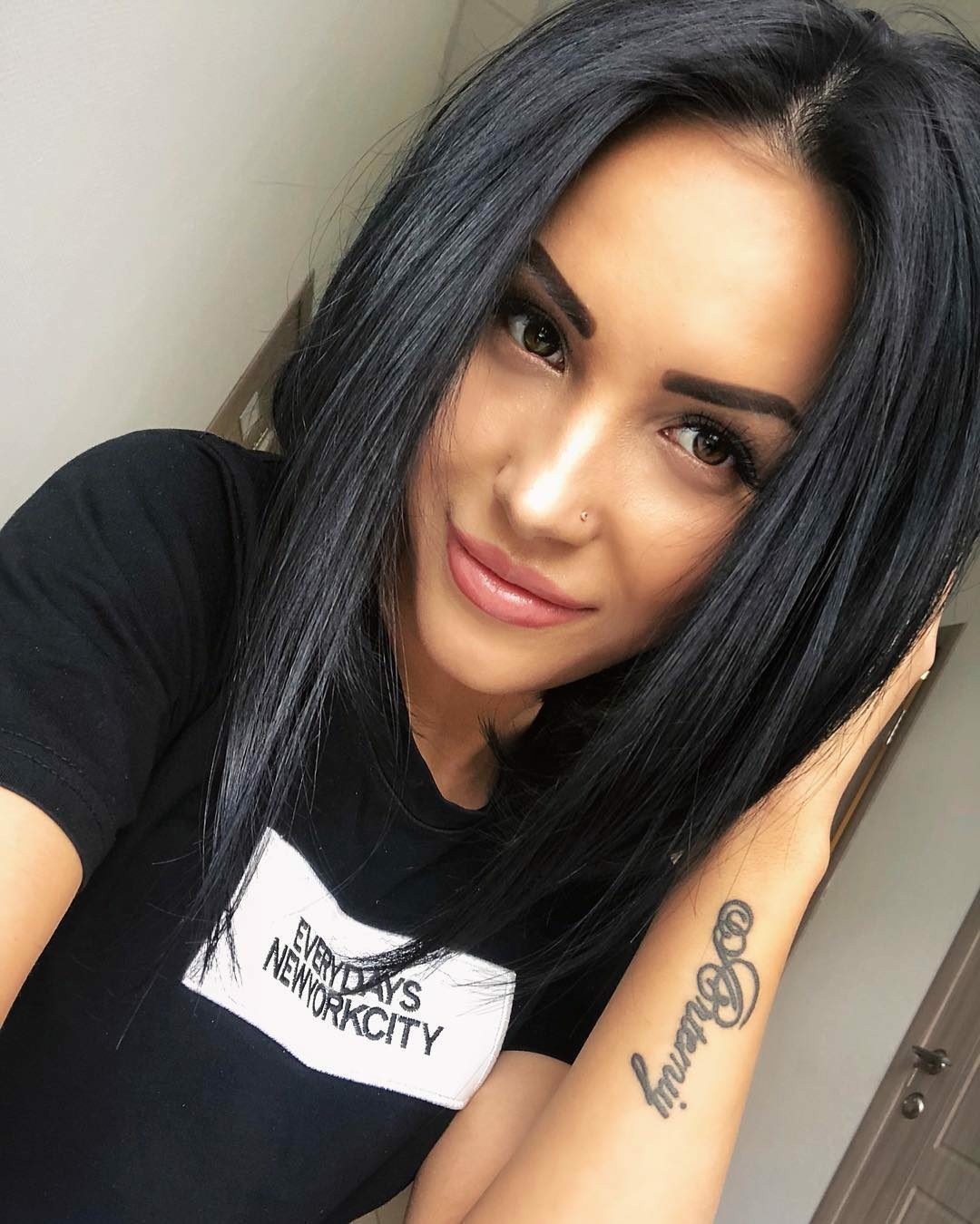 Milana milks. Эмма Шульц. Милана Milks. Милана милкс. Милана милкс до пластики