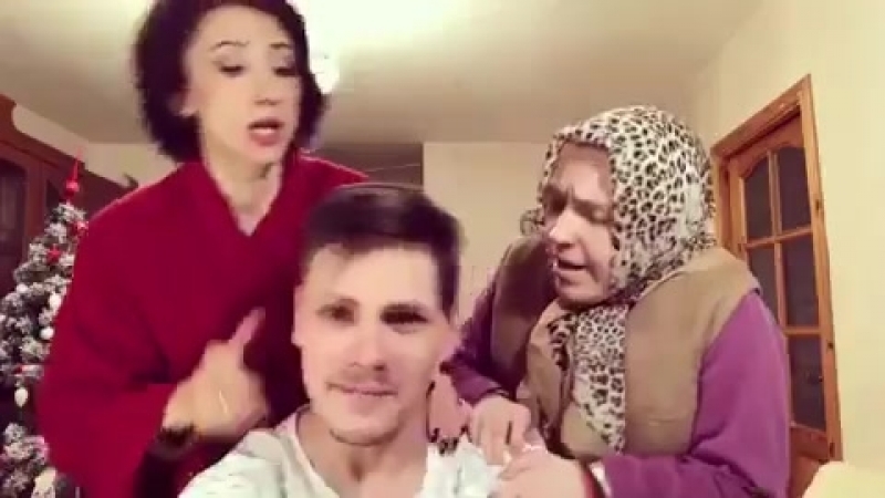 Заботливые взрослые.