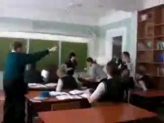 Вот что происходит в 6 б когда из класса выходит учитель