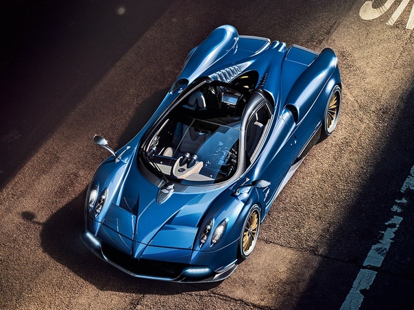 Pagani Huayra Roadster