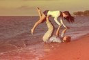 Можно накрасить ресницы, губы, наложить румяна…