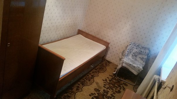 Сдаётся комната в двухкомнатной квартире. <br>В квартире всё необходимое для жилья: холодильник, стиральная машина, микроволновка. <br>Оплата всего 10000 + свет,вода,интернет(ещё 500-800 руб.). <br>Квартира в г. Железнодорожный (на электричке 10 минут до ближайшей станции метро Новокосино или 30 минут до Курского вокзала) в 7 минутах пешком от станции. <br>Проживание с не пьющим, некурящим соседом <br>Обращайтесь в личку или по телефонам: +79168123573 И немного о себе: Люблю видео игры,стример, работаю 5/2, воспитанный домашний человек! Приветствую общительных и дружелюбных людей) - фото Фото: Сдаётся комната в двухкомнатной квартире. <br>В квартире всё необходимое для жилья: холодильник, стиральная машина, микроволновка. <br>Оплата всего 10000 + свет,вода,интернет(ещё 500-800 руб.). <br>Квартира в г. Железнодорожный (на электричке 10 минут до ближайшей станции метро Новокосино или 30 минут до Курского вокзала) в 7 минутах пешком от станции. <br>Проживание с не пьющим, некурящим соседом <br>Обращайтесь в личку или по телефонам: +79168123573 И немного о себе: Люблю видео игры,стример, работаю 5/2, воспитанный домашний человек! Приветствую общительных и дружелюбных людей)