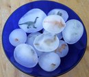 Игры со льдом. Яйца динозавров.