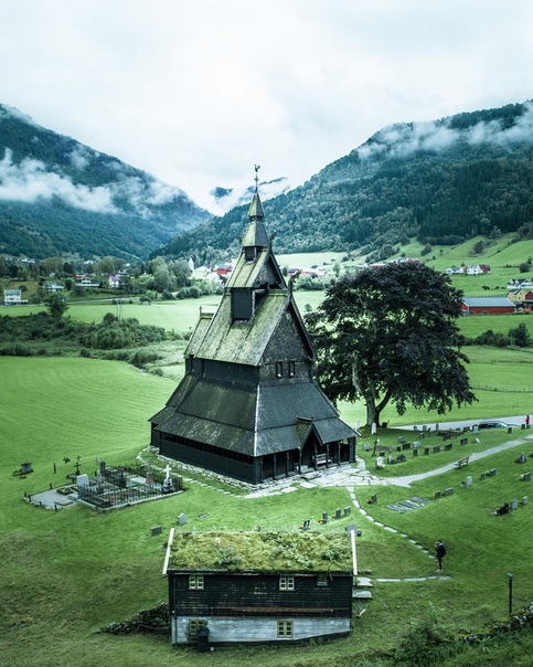 Hopperstad stavkyrkje // Норвегия