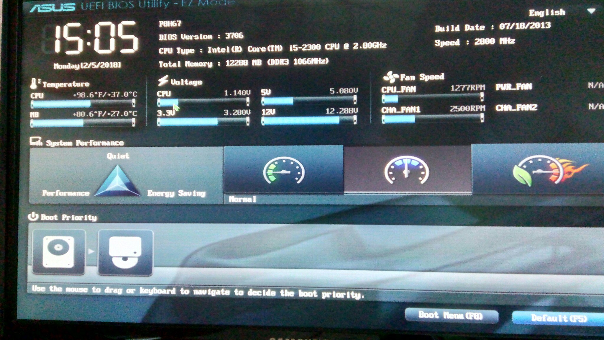MPhG81HC3Y4.jpg