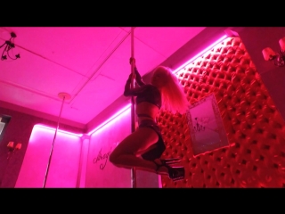 Exotic Pole Dance | Miss Diana