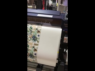 Epson Sure Color S80600 64-дюймовая ширина ролика | 9-цветная чернила | 195 кв. Футов / час