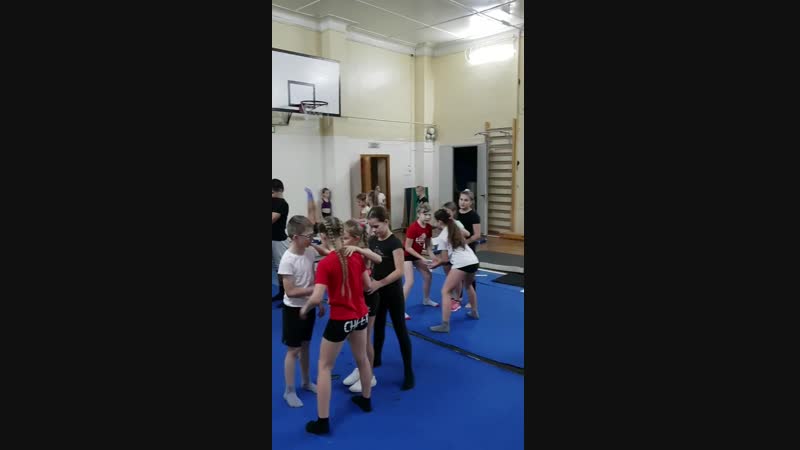 20181018_201742_1.mp4