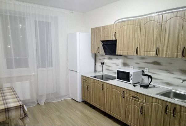 метро Дубровка — 240 м <br>улица Шарикоподшипниковская, 20 <br>Сдается хорошая двух-комнатная квартира на длительный срок. Квартира полностью меблированная, есть вся бытовая техника. Квартира после ремонта, большая часть мебели и техники новая. Сдается на длительный срок платежеспособным гражданам РФ. Желательно не курящим. Можно с небольшими животными. ЗВОНИТЕ!!!!На смс не отвечаю. <br>35.000тр <br>8-968-124-14-10 Мария - фото Фото: метро Дубровка — 240 м <br>улица Шарикоподшипниковская, 20 <br>Сдается хорошая двух-комнатная квартира на длительный срок. Квартира полностью меблированная, есть вся бытовая техника. Квартира после ремонта, большая часть мебели и техники новая. Сдается на длительный срок платежеспособным гражданам РФ. Желательно не курящим. Можно с небольшими животными. ЗВОНИТЕ!!!!На смс не отвечаю. <br>35.000тр <br>8-968-124-14-10 Мария