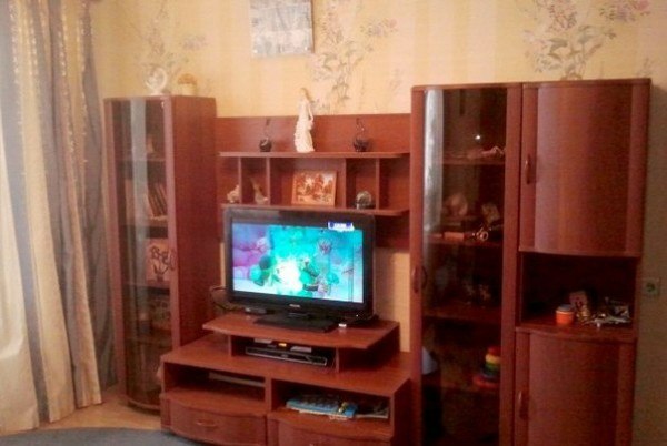 Сдам 1-комнатную квартира.<br>Ул. Проспект Вернадского д. 19<br>Метро Вернадского 7мин, Университет 10мин.<br>34 кв.м общая площадь квартиры.<br>Сдам на длительный срок!<br>Интернет, телевидение, необходимая, посуда, стиральная машина, холодильник.<br>28000 руб. в месяц. Без депозита. - фото Фото: Сдам 1-комнатную квартира.<br>Ул. Проспект Вернадского д. 19<br>Метро Вернадского 7мин, Университет 10мин.<br>34 кв.м общая площадь квартиры.<br>Сдам на длительный срок!<br>Интернет, телевидение, необходимая, посуда, стиральная машина, холодильник.<br>28000 руб. в месяц. Без депозита.
