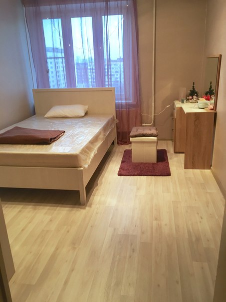 С 16 мая освобождается комната 13 кВ.м. под ключ после ремонта в 3к.кв.<br><br>Ищу ТОЛЬКО 1 ДЕВУШКУ к проживанию на длительный срок БЕЗ гостей и животных строго. <br>В соседях по одному человеку (я и ещё одна девушка) <br><br>В квартире всегда тихо и спокойно, посторонних не бывает. <br>Спокойный спальный район, очень красивый вид из окна летом, рядом терлецкий парк и лес. (см фото ниже)<br>Ищу чистоплотную, спокойную девушку к проживанию в этой самой тёплой и новой комнате по адресу: <br>м. Новогиреево/Первомайская, 15 мин транспортом ул Челябинская 25<br><br>Цена 16.000 + свет/вода, WiFi бесплатно.<br>+ 16.000 залог (вносится при въезде, возвращается при выезде) - фото Фото: С 16 мая освобождается комната 13 кВ.м. под ключ после ремонта в 3к.кв.<br><br>Ищу ТОЛЬКО 1 ДЕВУШКУ к проживанию на длительный срок БЕЗ гостей и животных строго. <br>В соседях по одному человеку (я и ещё одна девушка) <br><br>В квартире всегда тихо и спокойно, посторонних не бывает. <br>Спокойный спальный район, очень красивый вид из окна летом, рядом терлецкий парк и лес. (см фото ниже)<br>Ищу чистоплотную, спокойную девушку к проживанию в этой самой тёплой и новой комнате по адресу: <br>м. Новогиреево/Первомайская, 15 мин транспортом ул Челябинская 25<br><br>Цена 16.000 + свет/вода, WiFi бесплатно.<br>+ 16.000 залог (вносится при въезде, возвращается при выезде)