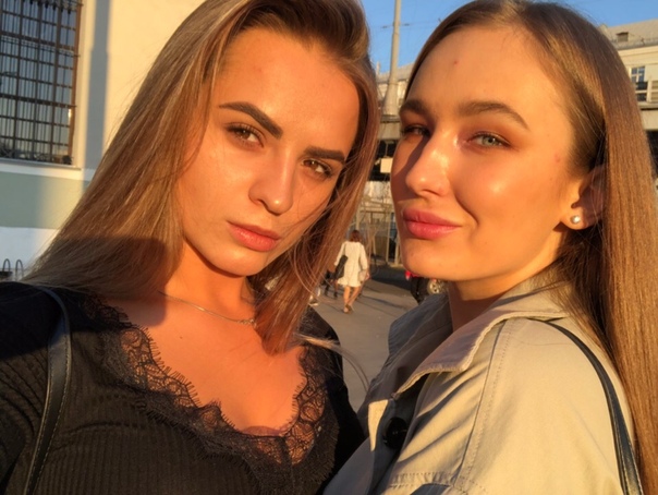 Всем привет <br>Меня зовут Настя, мою подругу Кристина!<br>Ищем однокомнатную квартиру, район не столь принципиален, как расположение вблизи метро (макс 10 минут ).<br>Наш бюджет составляет -до 35.000<br>Заселение в ближайшие дни , чем раньше, тем лучше !)<br>До этого вместе жили 1,5 года вдвоём в г.Воронеж, в Москву переехали 6 мес. назад.<br>Обе учимся на заочном отделении и работаем, я -менеджер по продажам в фитнес-клубе , Кристина- администратор салона красоты. Животных нет и не будет ! <br>Хочется найти своё уютное гнездышко на длительный период<br>H E L P - фото Фото: Всем привет <br>Меня зовут Настя, мою подругу Кристина!<br>Ищем однокомнатную квартиру, район не столь принципиален, как расположение вблизи метро (макс 10 минут ).<br>Наш бюджет составляет -до 35.000<br>Заселение в ближайшие дни , чем раньше, тем лучше !)<br>До этого вместе жили 1,5 года вдвоём в г.Воронеж, в Москву переехали 6 мес. назад.<br>Обе учимся на заочном отделении и работаем, я -менеджер по продажам в фитнес-клубе , Кристина- администратор салона красоты. Животных нет и не будет ! <br>Хочется найти своё уютное гнездышко на длительный период<br>H E L P