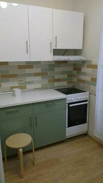 Сдам однокомнатную квартиру, расположенную по адресу: г. Химки, ул. Г. Титова, д. 12, 4 этаж. <br>Площадь 33.7 кв.м., лоджия, высокий потолок, два больших шкафа, комод, стиральная машинка, холодильник, электроплита, телевизор, свежий ремонт! <br>Аренда квартиры 25 тыс.+ счётчики. Долгосрочная аренда!<br> Лаврикова - фото Фото: Сдам однокомнатную квартиру, расположенную по адресу: г. Химки, ул. Г. Титова, д. 12, 4 этаж. <br>Площадь 33.7 кв.м., лоджия, высокий потолок, два больших шкафа, комод, стиральная машинка, холодильник, электроплита, телевизор, свежий ремонт! <br>Аренда квартиры 25 тыс.+ счётчики. Долгосрочная аренда!<br> Лаврикова