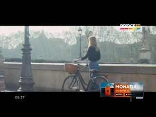 Фрагмент эфира MUSIC ROLL + Реклама и Часы на BRIDGE TV Русский Хит (18.01.2017)