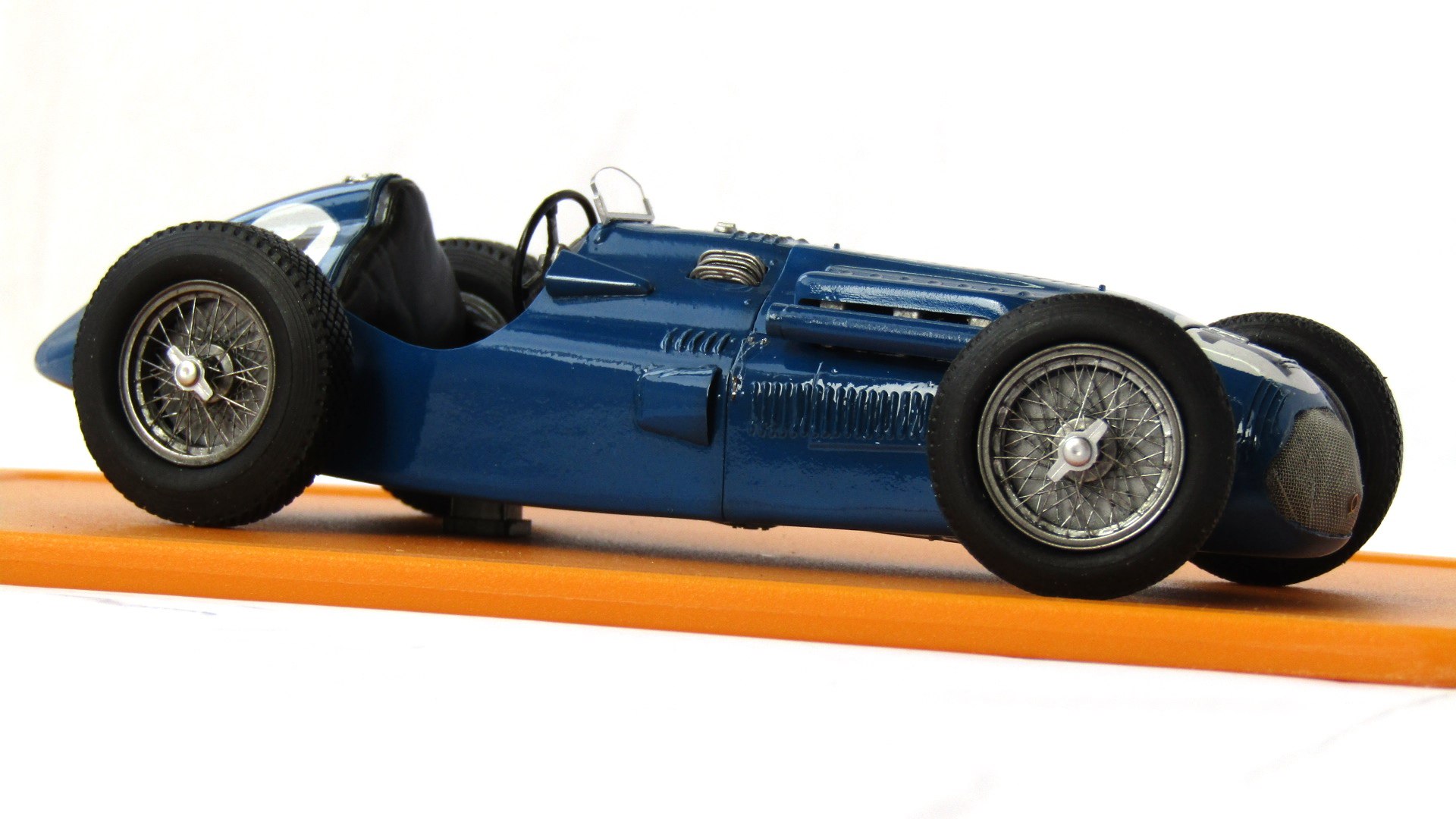 Talbot Lago 4.5L 1/24 (Heller) BLYLgZsGg4I