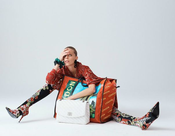 Vogue Mexico January 2018 Lexi Boling by Nicolas Kantor
