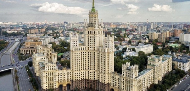 7 московских пирамид или оккультизм сталинских высоток Не только в древности и Средневековье формировалась эзотерическая и сакральная карта столицы. Это продолжалось и при Советской власти.