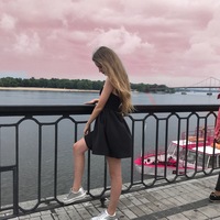 Анна Дмитренко |