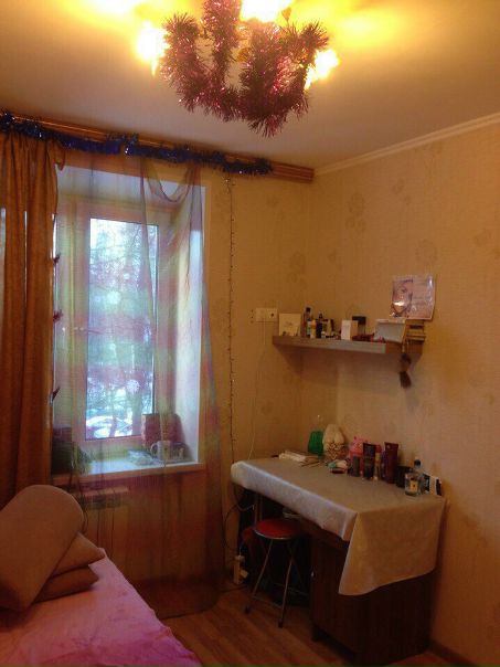 Сдается уютная комната, в 2-х комнатной квартире на длительный срок . <br>Комната изолирована. <br>Только девушку, без животных. <br>От метро Сходненская 5 мин пешком. <br>В соседней комнате проживают 2 девушки. <br>Цена 20000 руб. <br>Коммунальные платежи и Wi-Fi включены (кроме счетчиков - вода, электричество), примерно 300-400 р.<br> Фишева - фото Фото: Сдается уютная комната, в 2-х комнатной квартире на длительный срок . <br>Комната изолирована. <br>Только девушку, без животных. <br>От метро Сходненская 5 мин пешком. <br>В соседней комнате проживают 2 девушки. <br>Цена 20000 руб. <br>Коммунальные платежи и Wi-Fi включены (кроме счетчиков - вода, электричество), примерно 300-400 р.<br> Фишева