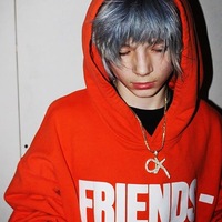 Ден Вейс  ╱⧸⎠क