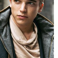 Иван Иванов