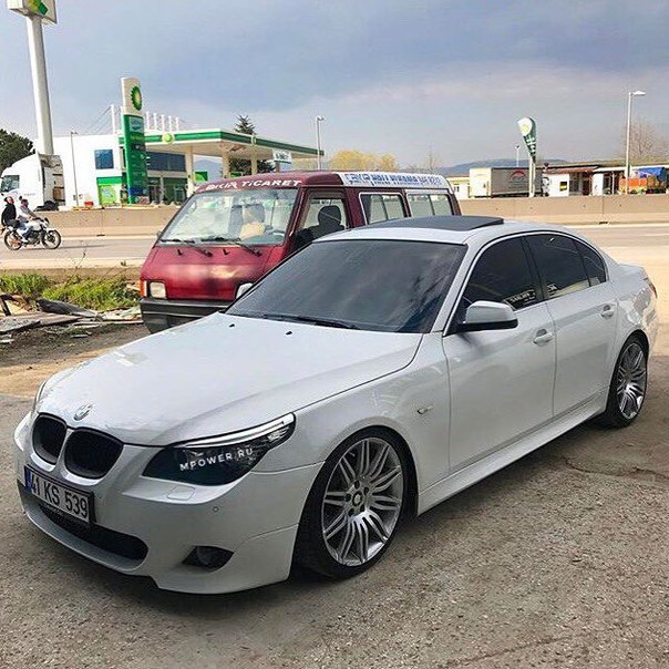 #BMW 5series E60 