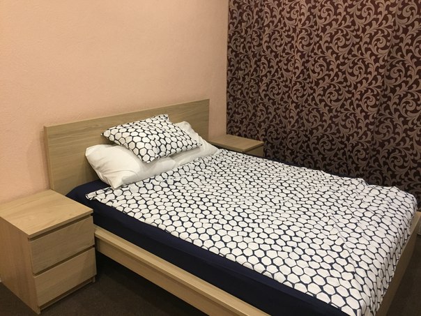 ПРИМОРСКАЯ <br>КОМНАТА ОТ СОБСТВЕННИКА, БЕЗ КОМИССИИ! <br>Сдам большую светлую комнату 20 кв.м. на длительный срок девушке или двум девушкам. 3-й этаж, евро-ремонт, высокие натяжные потолки, современное освещение, стекло-пакет, wi-fi, вся техника качественная и новая (ЖК телевизор 55 дюймов, холодильник, стиральная машина, пылесос, микроволновка, кухонная плита). Хорошие соседи. При необходимости нужное могу докупить или заменить. Живу в этом же доме, если что-то понадобиться, всегда готов помочь. До метро 12-13 минут пешком. 14 т.р. + КУ. т. +7 (931) 324-59-48 Игорь. - фото Фото: ПРИМОРСКАЯ <br>КОМНАТА ОТ СОБСТВЕННИКА, БЕЗ КОМИССИИ! <br>Сдам большую светлую комнату 20 кв.м. на длительный срок девушке или двум девушкам. 3-й этаж, евро-ремонт, высокие натяжные потолки, современное освещение, стекло-пакет, wi-fi, вся техника качественная и новая (ЖК телевизор 55 дюймов, холодильник, стиральная машина, пылесос, микроволновка, кухонная плита). Хорошие соседи. При необходимости нужное могу докупить или заменить. Живу в этом же доме, если что-то понадобиться, всегда готов помочь. До метро 12-13 минут пешком. 14 т.р. + КУ. т. +7 (931) 324-59-48 Игорь.