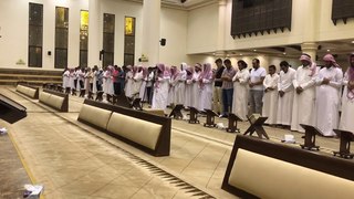 الشيخ محمد اللحيدان في عشائية من اجمل العش