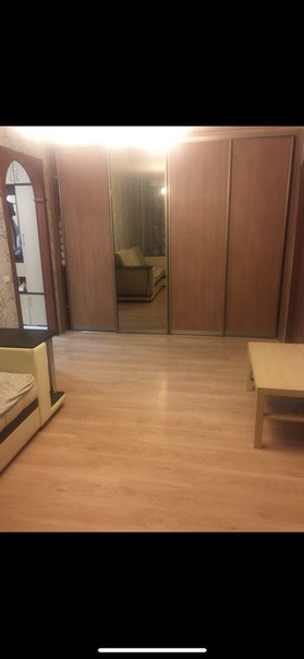 Фото: Сдаётся комната в трёхкомнатной квартире. Для одной девушки! Двух девушек не рассматриваем! В соседях 2 девушки без в/п, чистоплотные, порядочные, постоянно на работе до 19:30-20:00. Метро ВДНХ 2 минуты от метро. Цена 18500 (плюс счётчики не более 500)<br> Шакирова