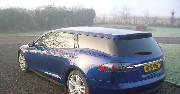 Британские тюнеры превратили Tesla Model S в быстрейший в мире универсал: 
