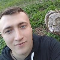 Илья Шикарнов